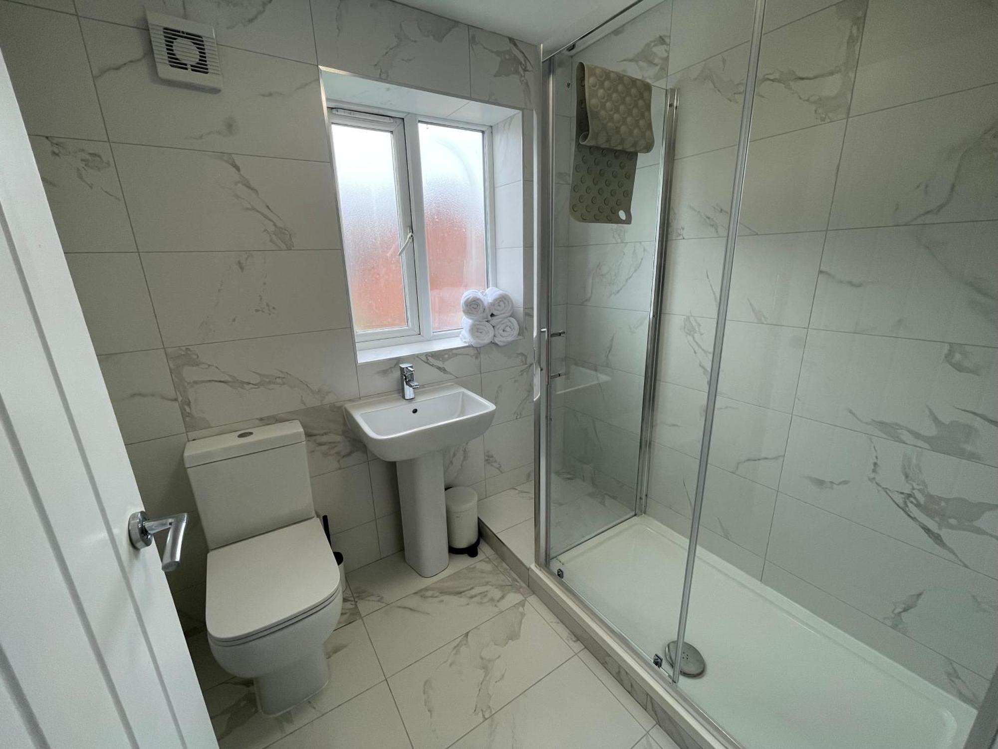 Ryan I Air I Bnb - 147-153 Mill Street - Free Parking Liverpool Buitenkant foto